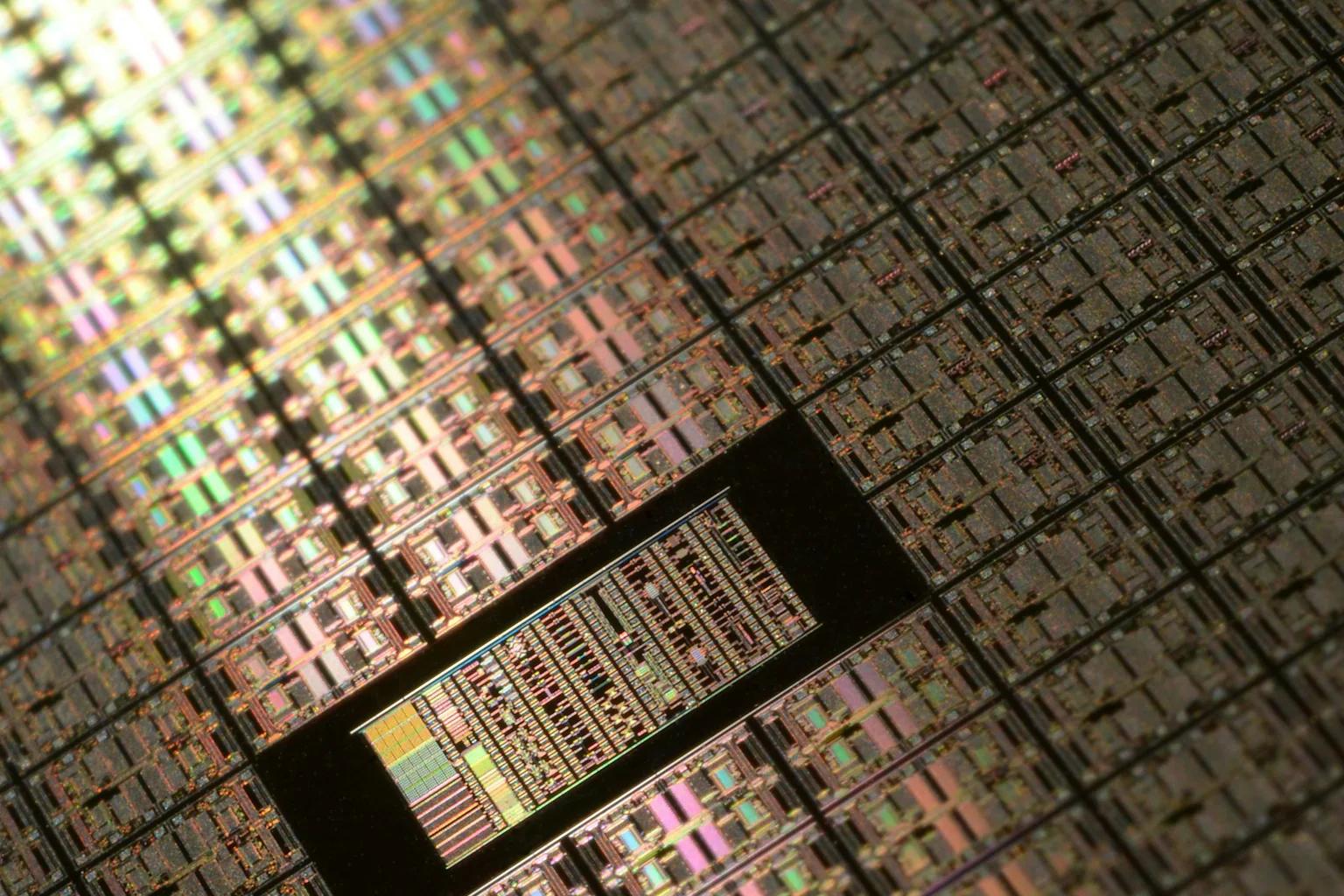 Semiconductor